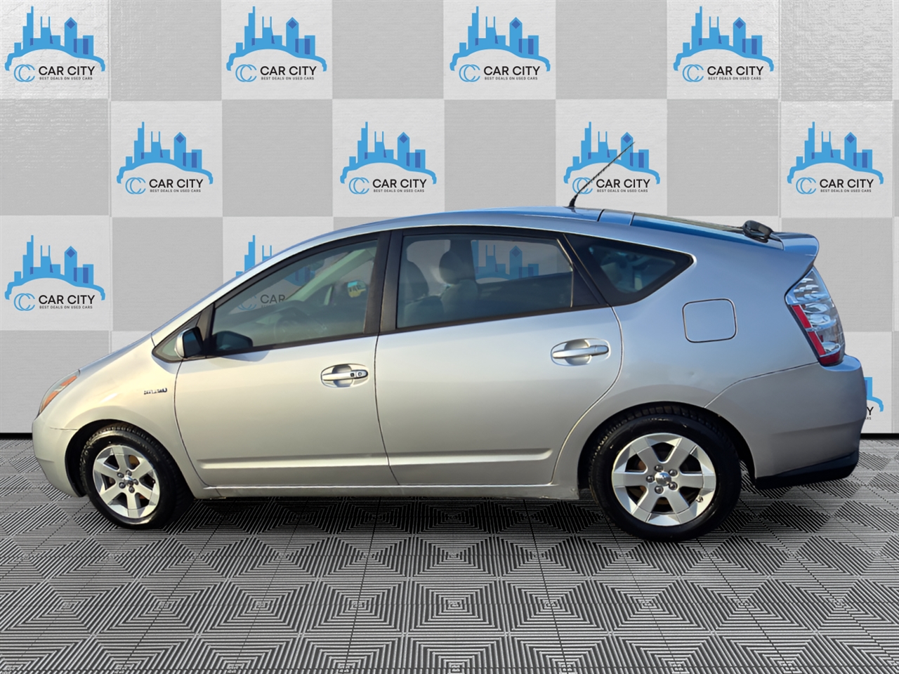 Toyota Prius 4-Door Liftback 2006