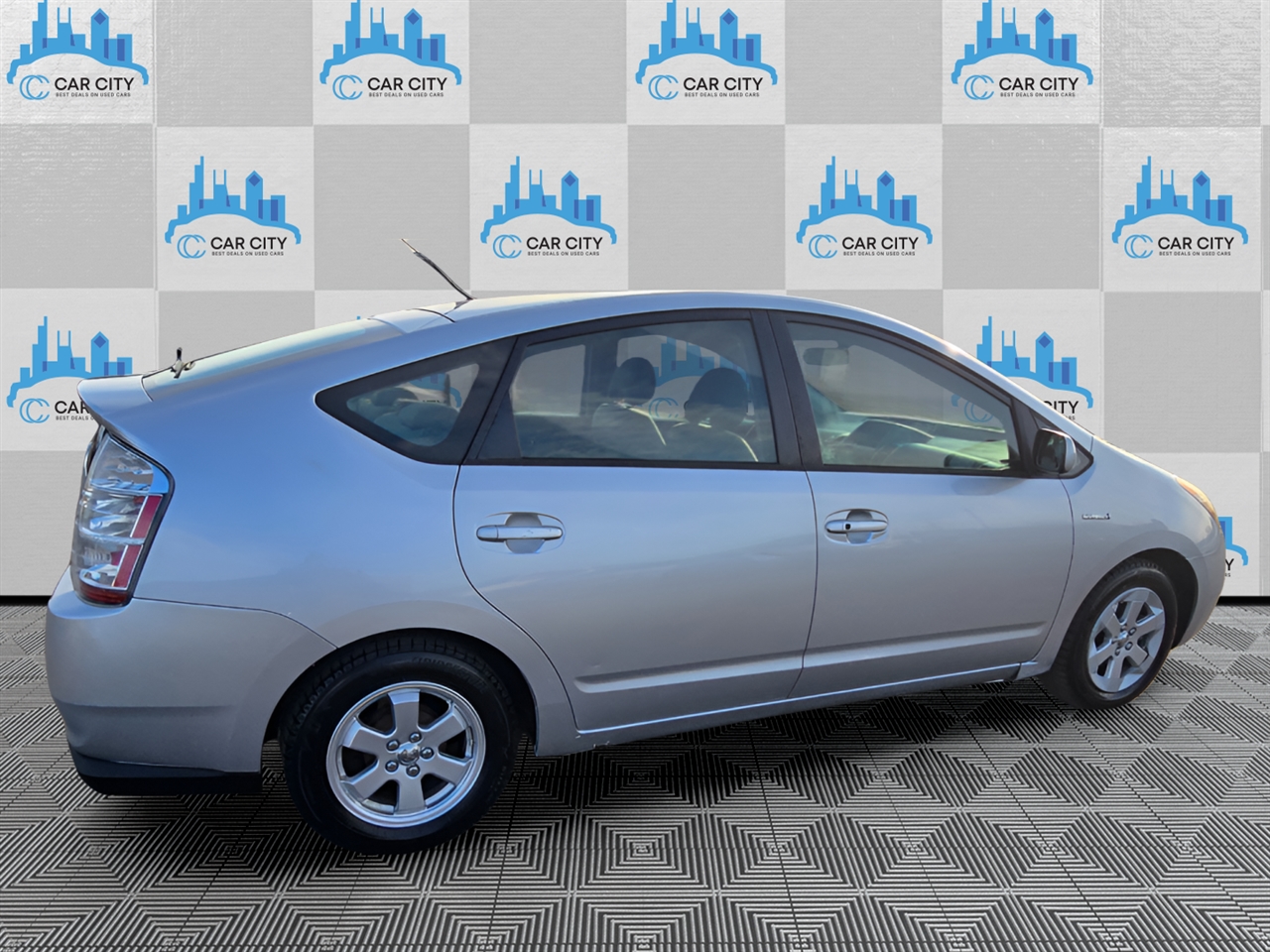Toyota Prius 4-Door Liftback 2006