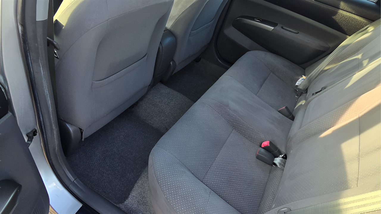 Toyota Prius 4-Door Liftback 2006