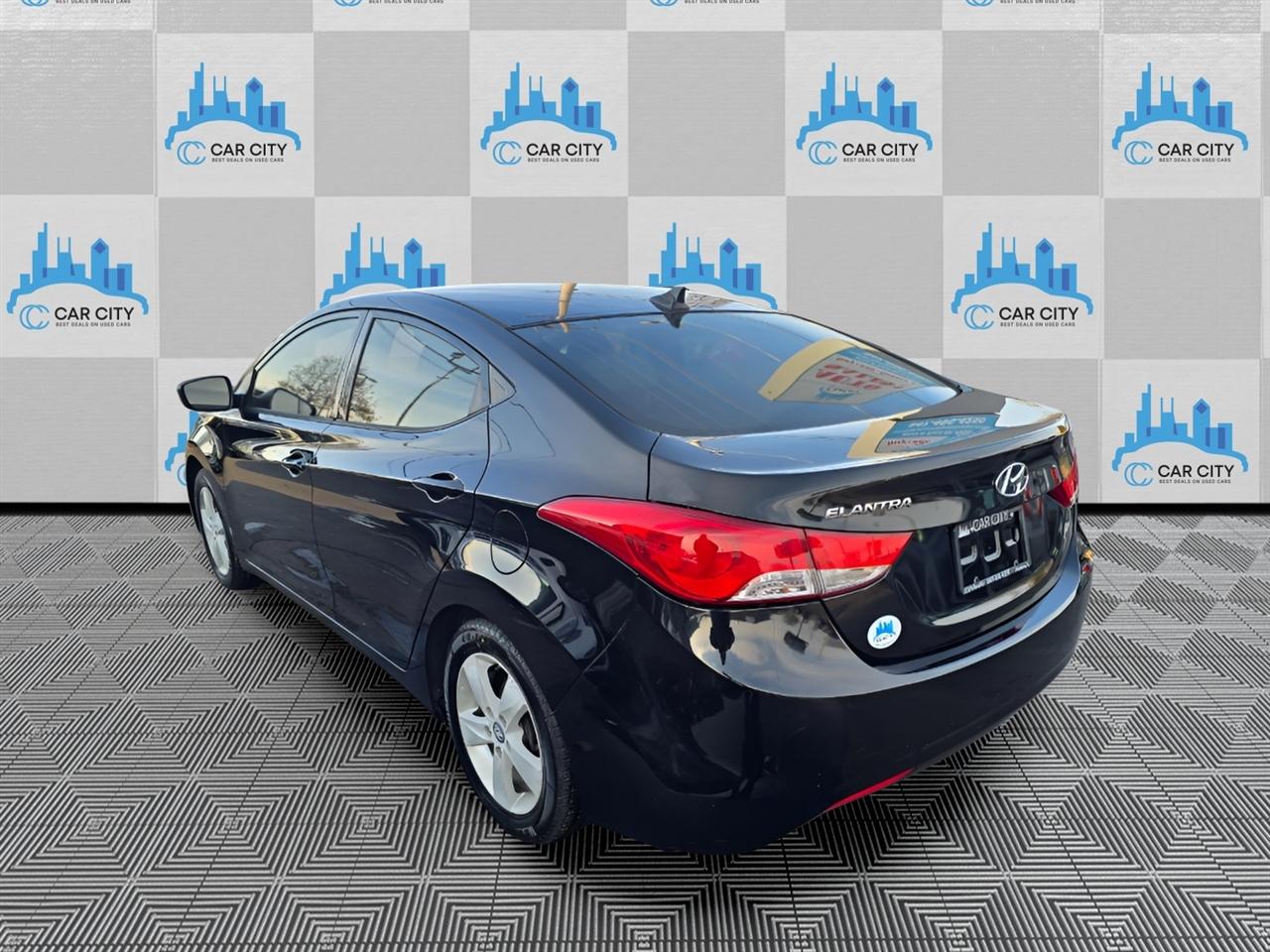 Hyundai Elantra Limited 2013