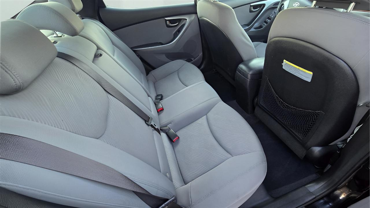 Hyundai Elantra Limited 2013