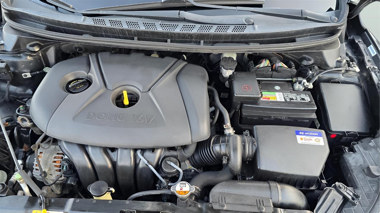 Hyundai Elantra Limited 2013