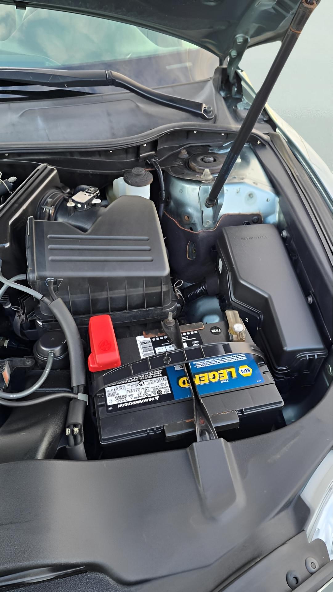 Toyota Camry XLE V6 6-Spd AT 2009