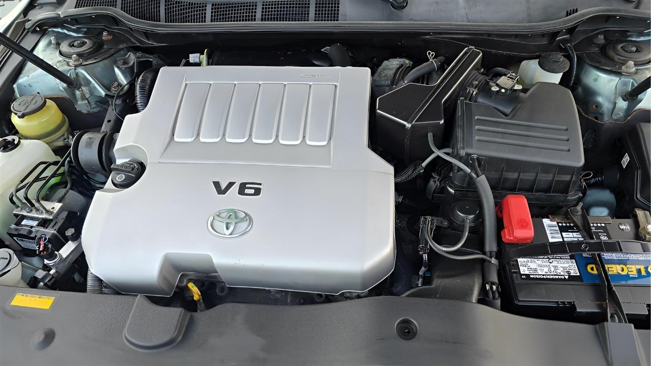 Toyota Camry XLE V6 6-Spd AT 2009