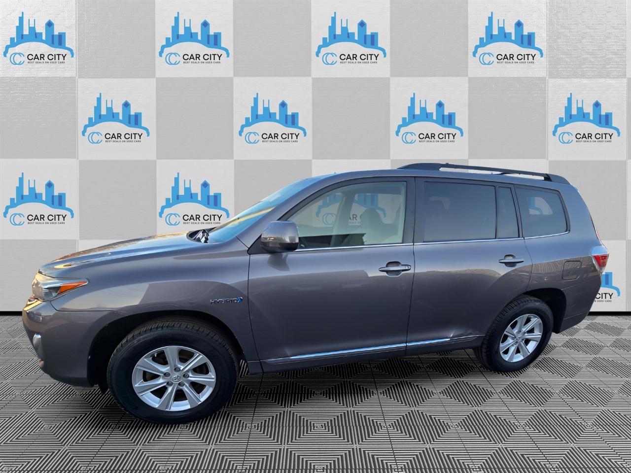 Toyota Highlander Hybrid 4WD 2013