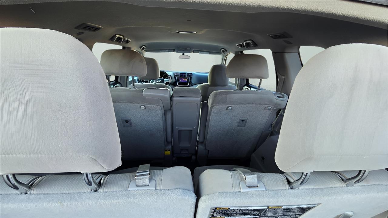 Toyota Highlander Hybrid 4WD 2013