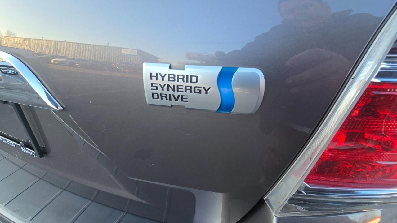 Toyota Highlander Hybrid 4WD 2013