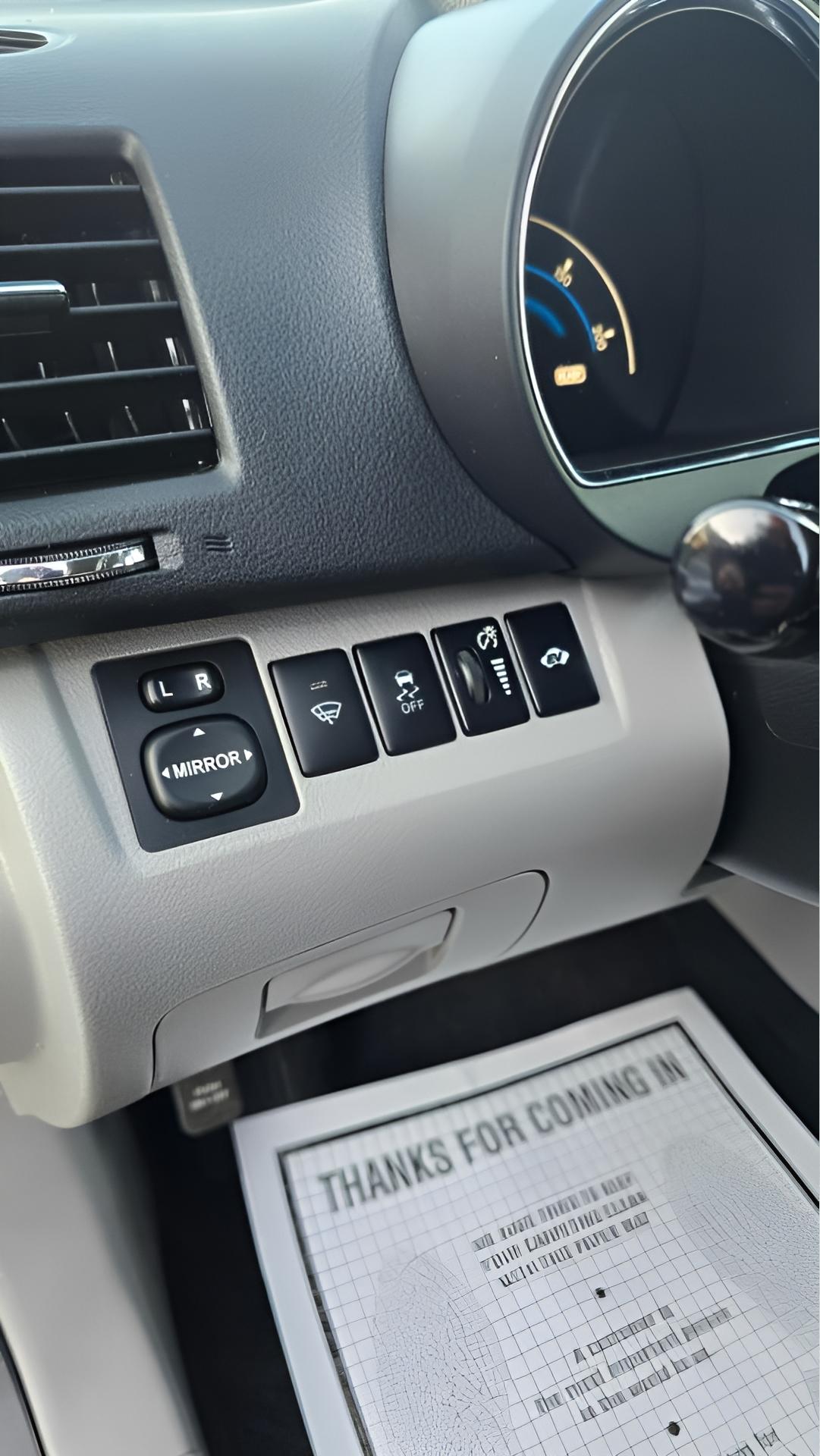 Toyota Highlander Hybrid 4WD 2013