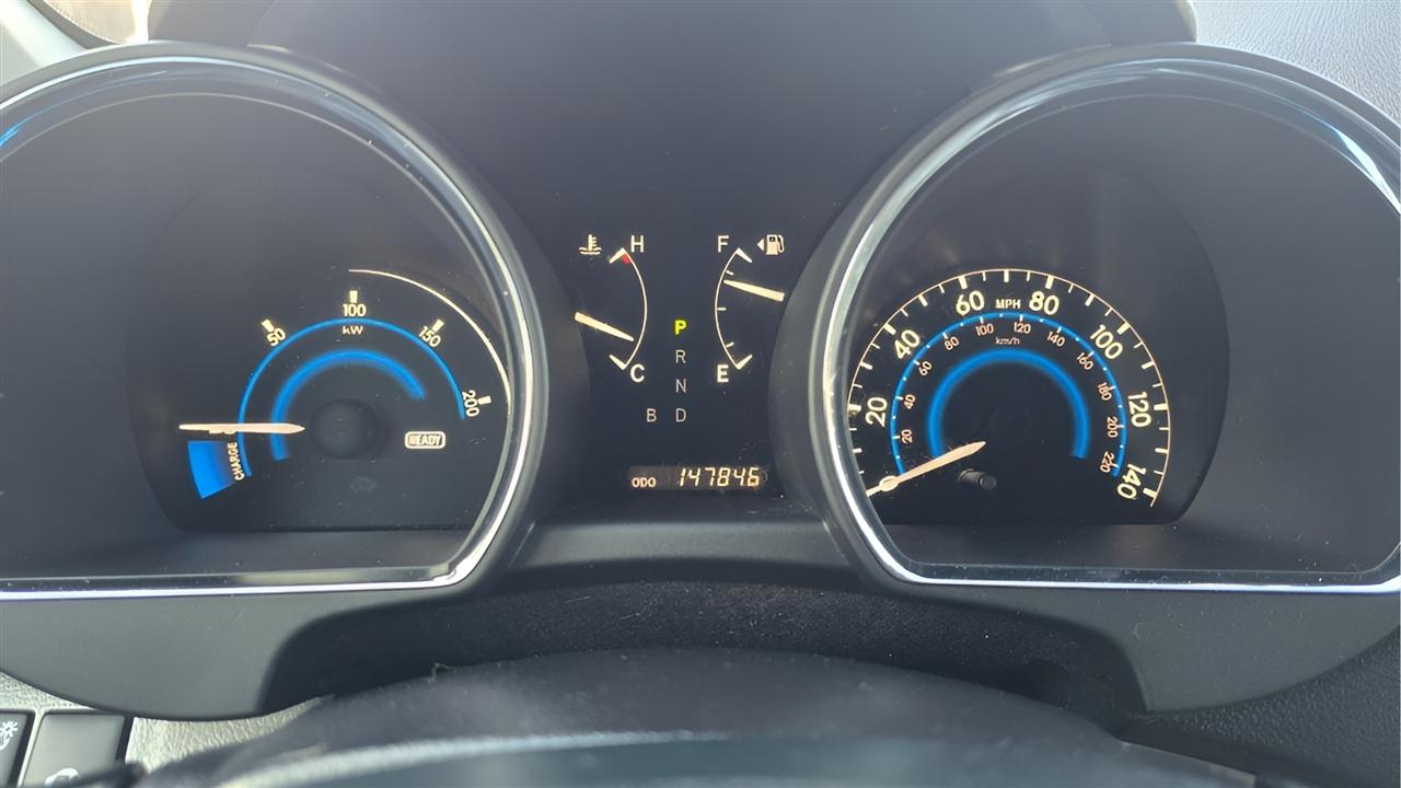 Toyota Highlander Hybrid 4WD 2013