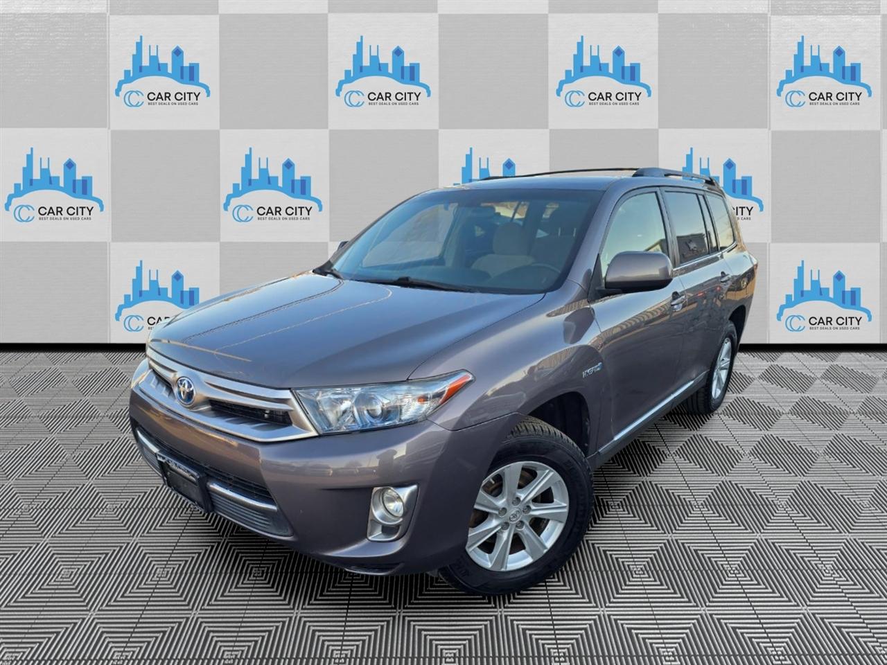 Toyota Highlander Hybrid 4WD 2013