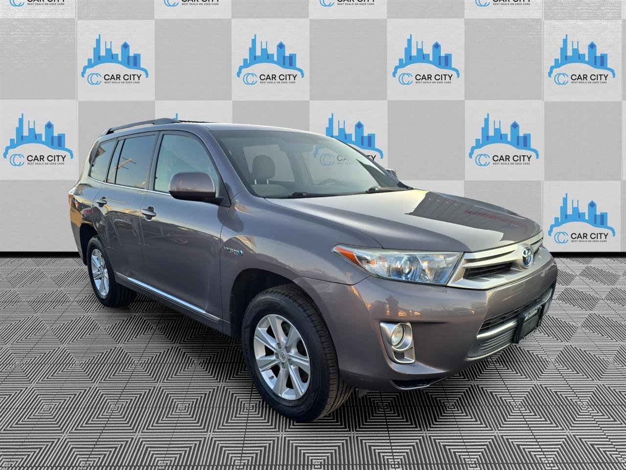 Toyota Highlander Hybrid 4WD 2013
