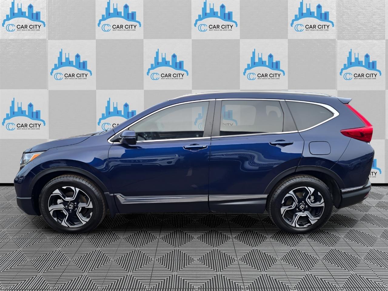 Honda CR-V Touring 2WD 2018