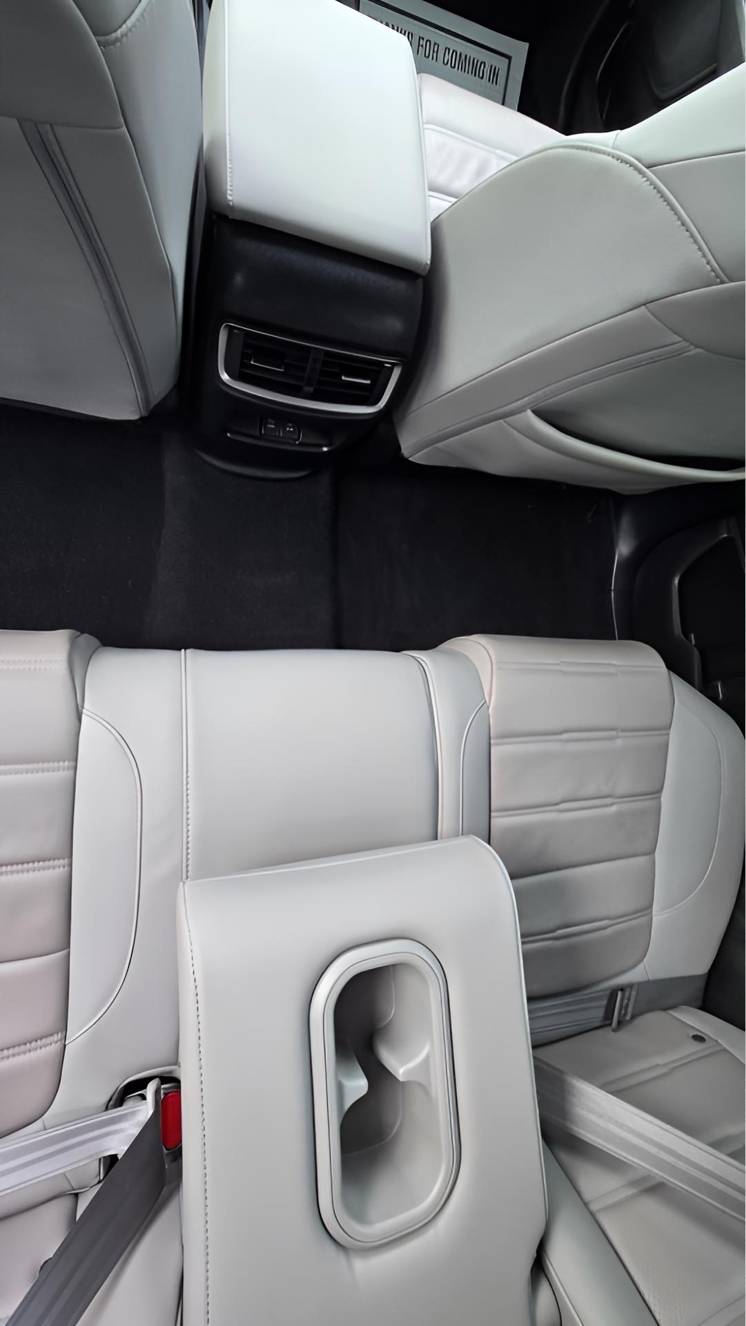 Honda CR-V Touring 2WD 2018