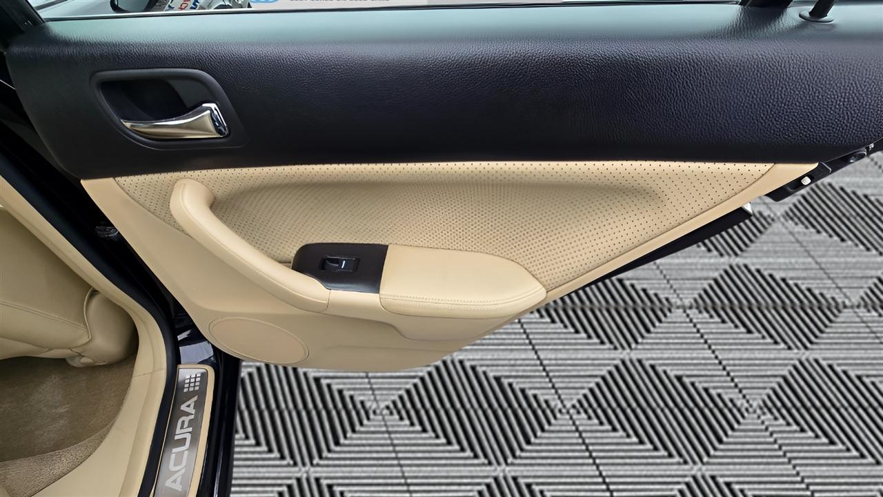 Acura TSX 5-speed AT 2008