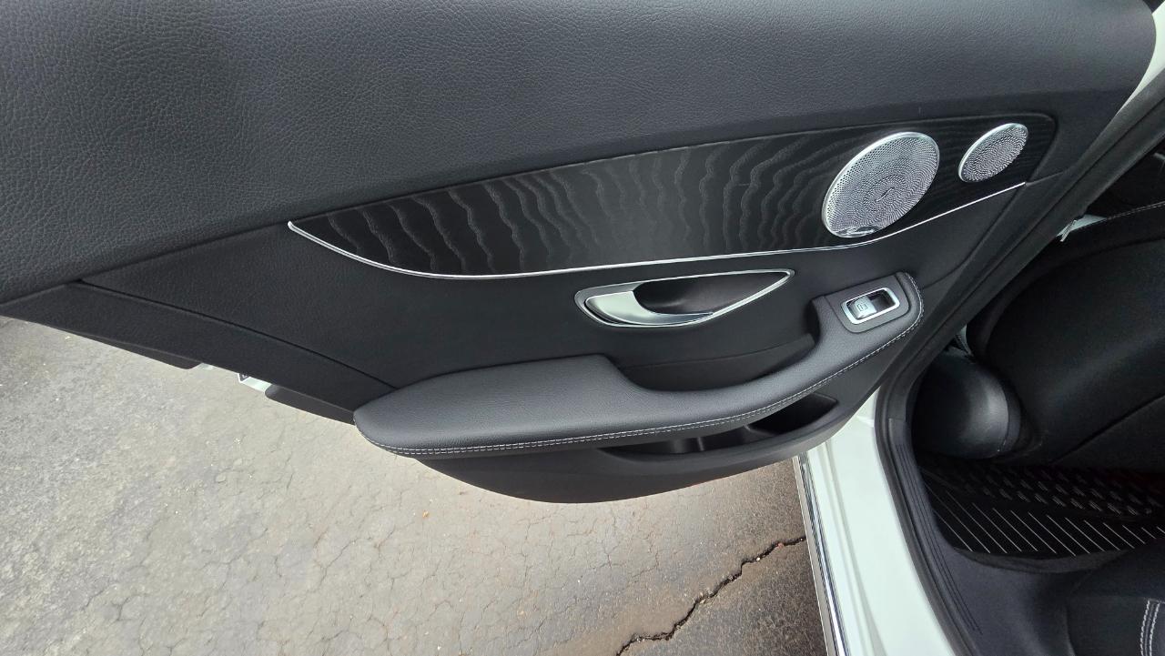 Mercedes-Benz C-Class C300 4MATIC Sedan 2017