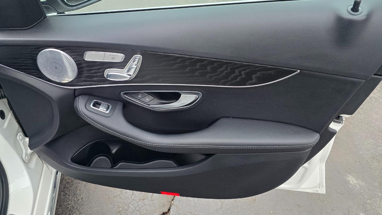 Mercedes-Benz C-Class C300 4MATIC Sedan 2017