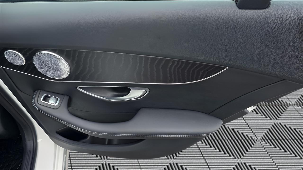 Mercedes-Benz C-Class C300 4MATIC Sedan 2017