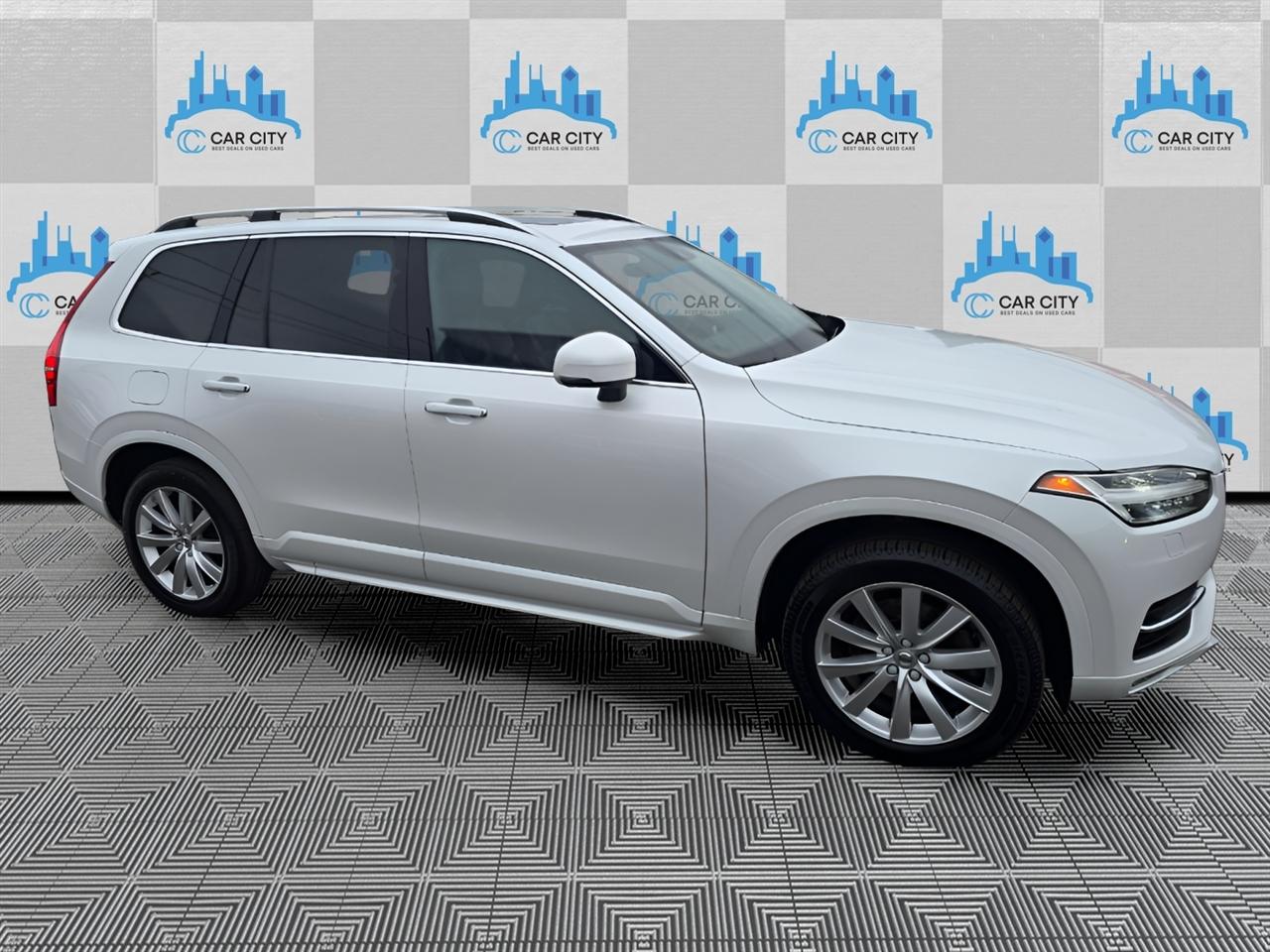 Volvo XC90 T6 Momentum AWD 2018