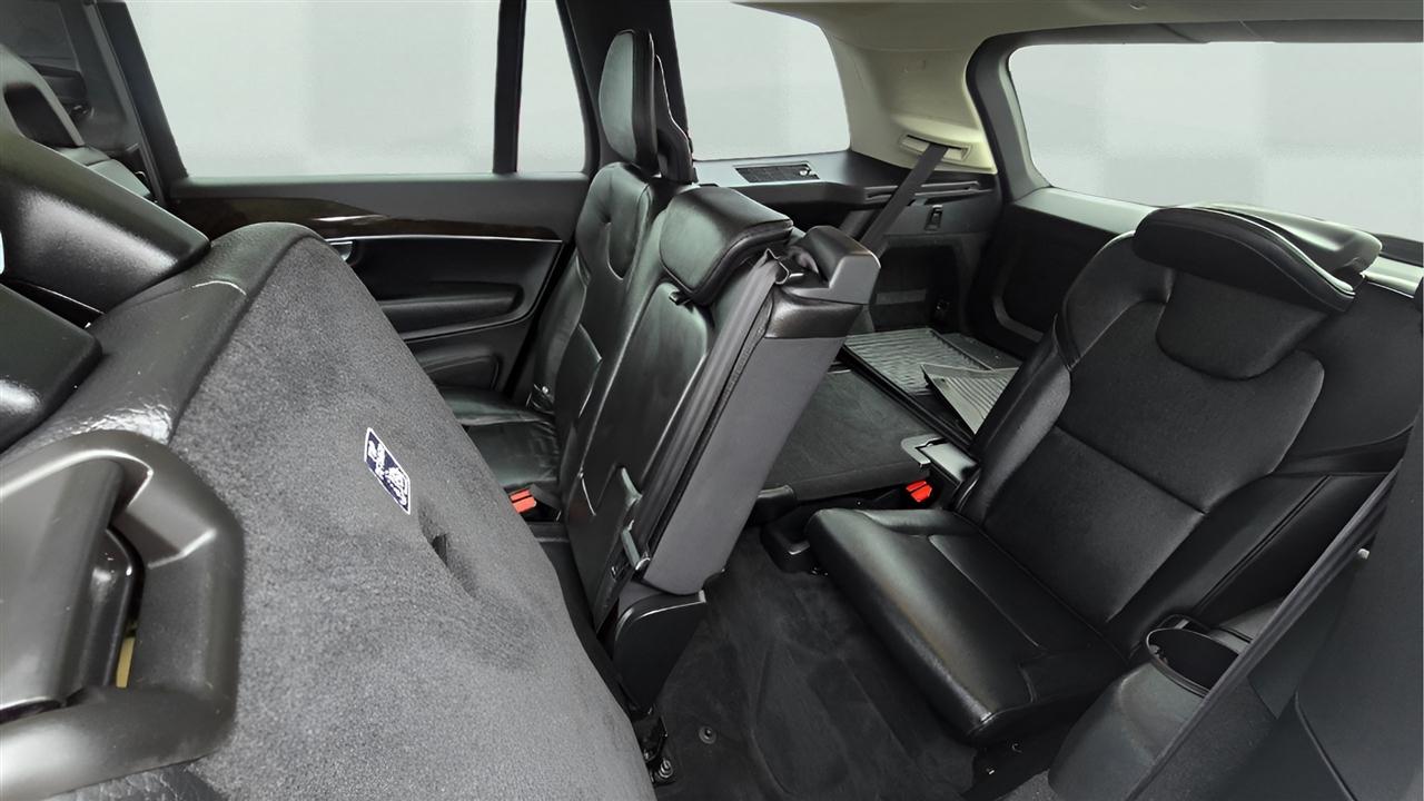 Volvo XC90 T6 Momentum AWD 2018