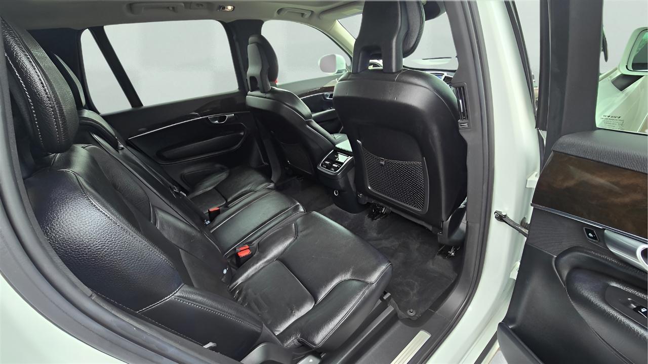 Volvo XC90 T6 Momentum AWD 2018