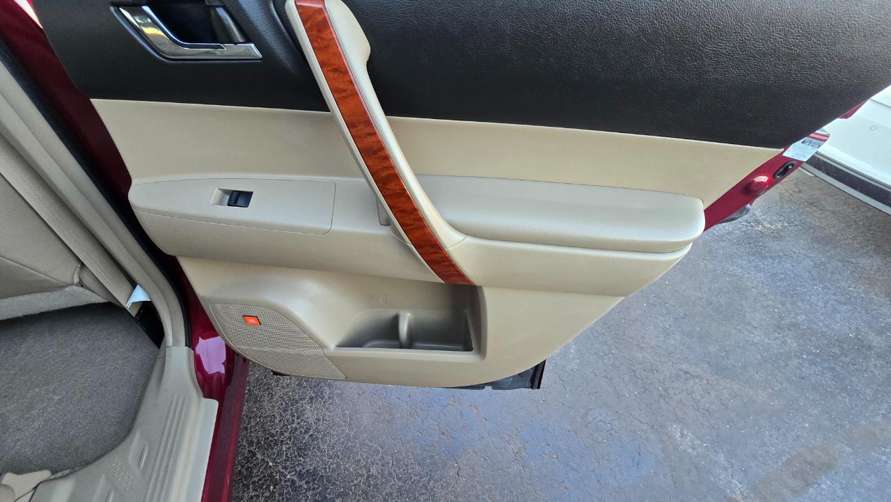 Toyota Highlander Limited 4WD 2008