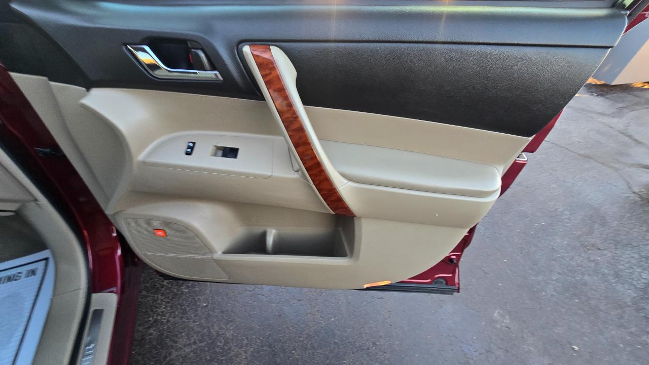 Toyota Highlander Limited 4WD 2008