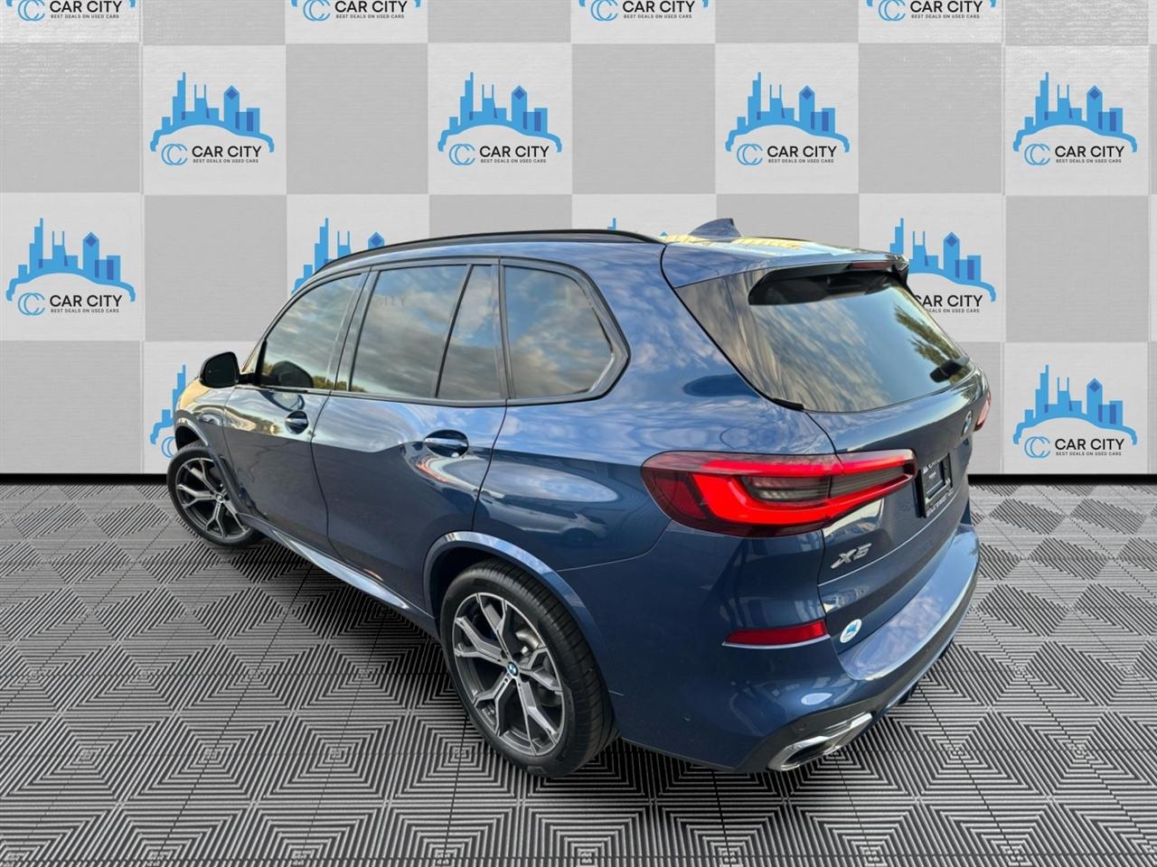 BMW X5 xDrive40i 2021