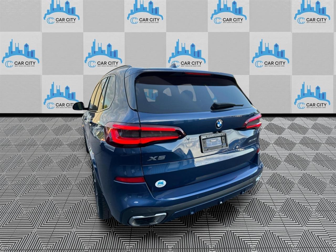 BMW X5 xDrive40i 2021
