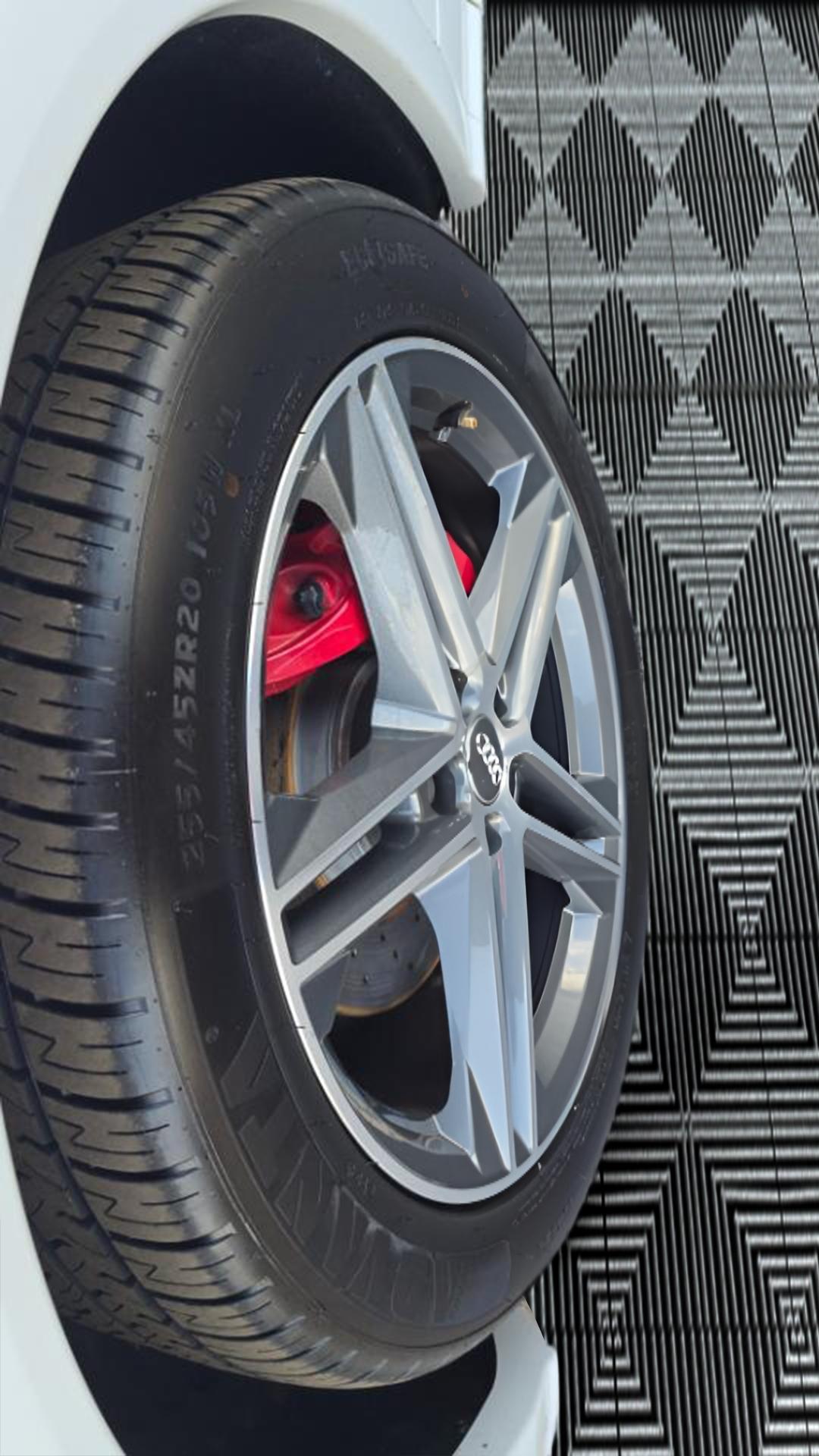 Audi SQ5 3.0T Premium Plus quattro 2019