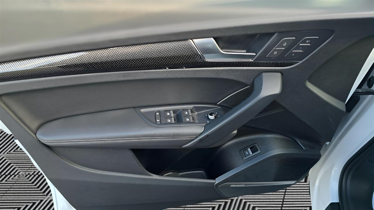 Audi SQ5 3.0T Premium Plus quattro 2019