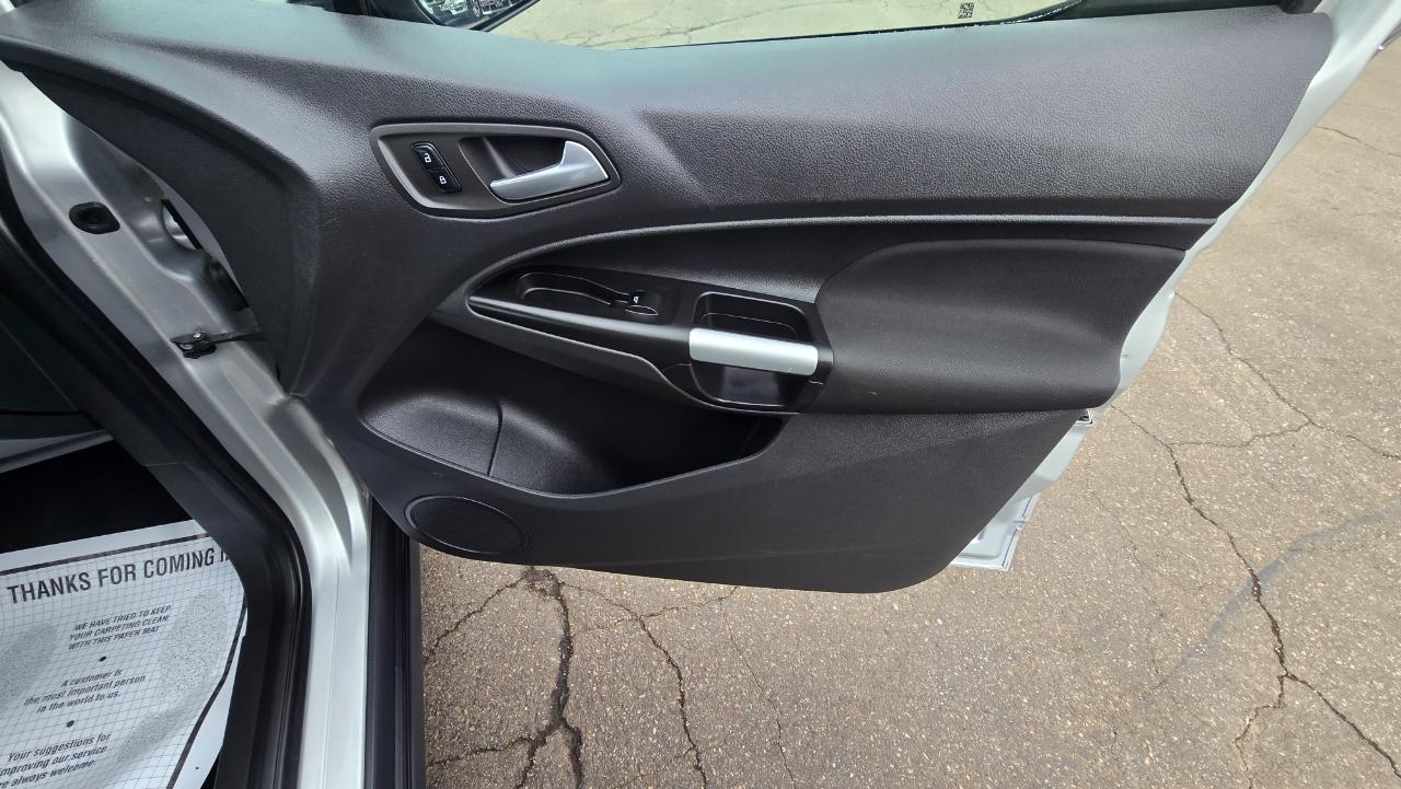 Ford Transit Connect Cargo Van XLT LWB w/Rear Liftgate 2016