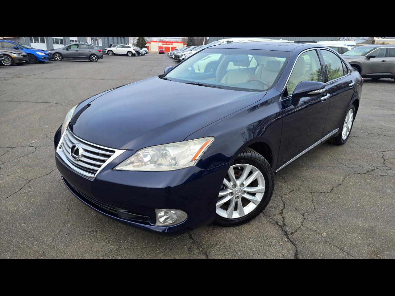 Lexus ES 350 Sedan 2012