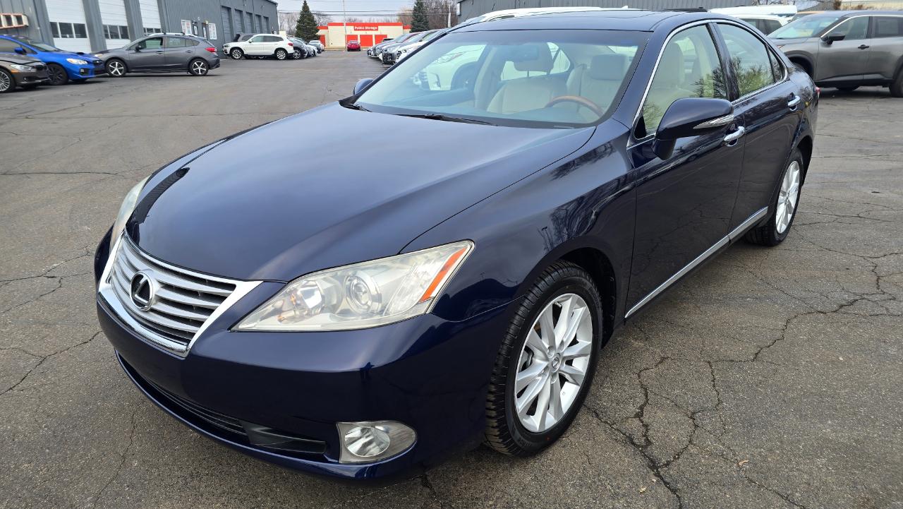 Lexus ES 350 Sedan 2012