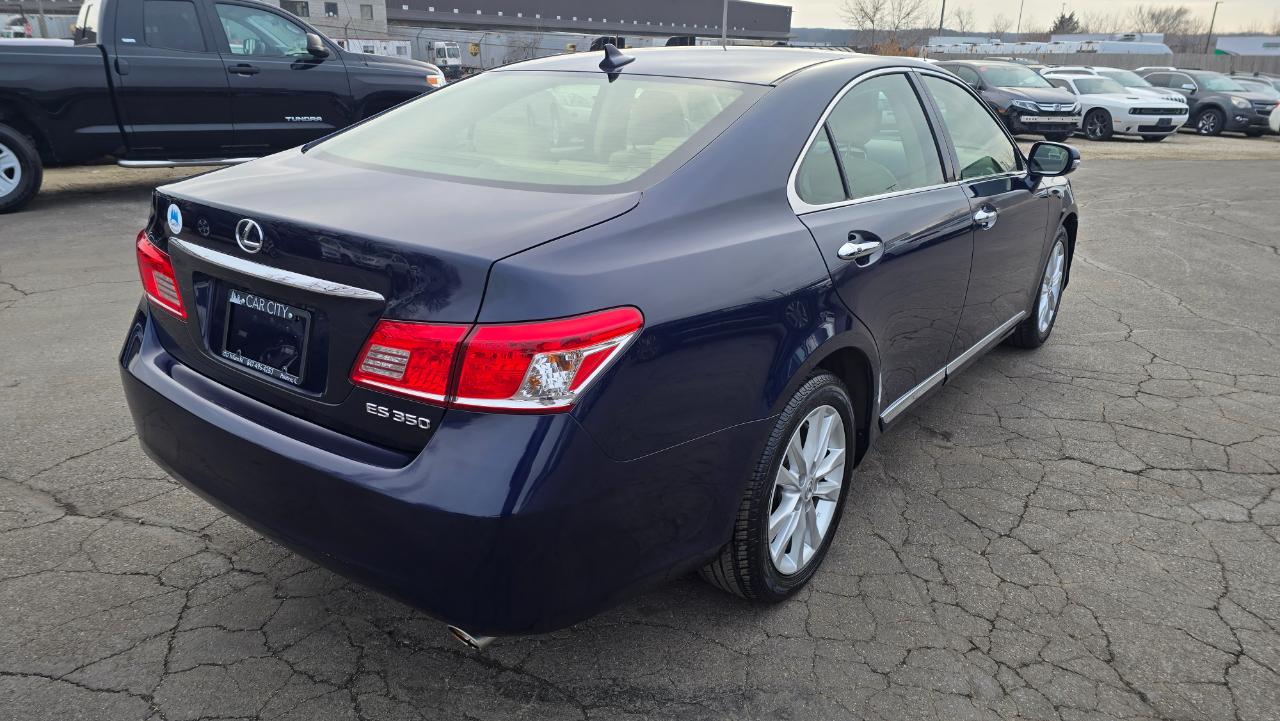 Lexus ES 350 Sedan 2012