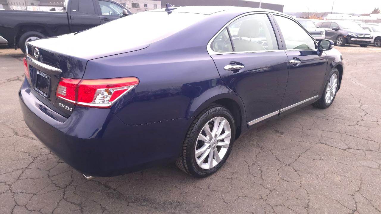 Lexus ES 350 Sedan 2012