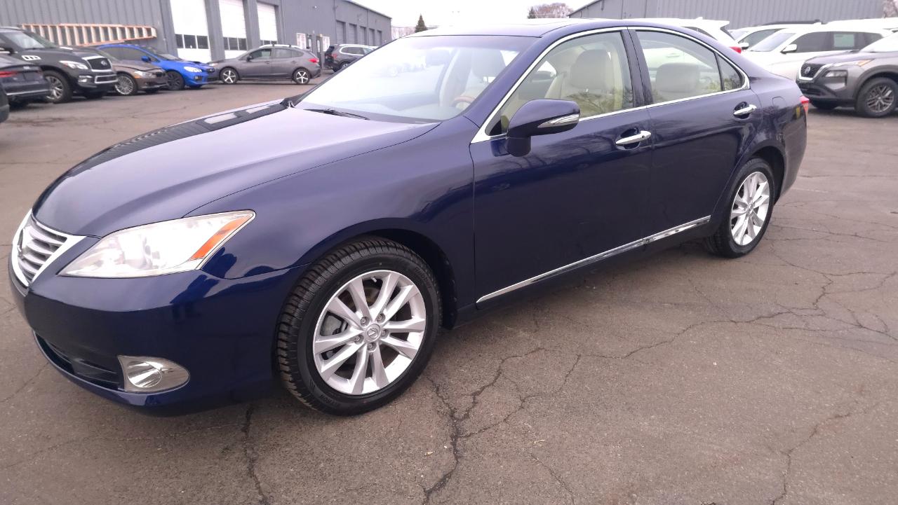 Lexus ES 350 Sedan 2012