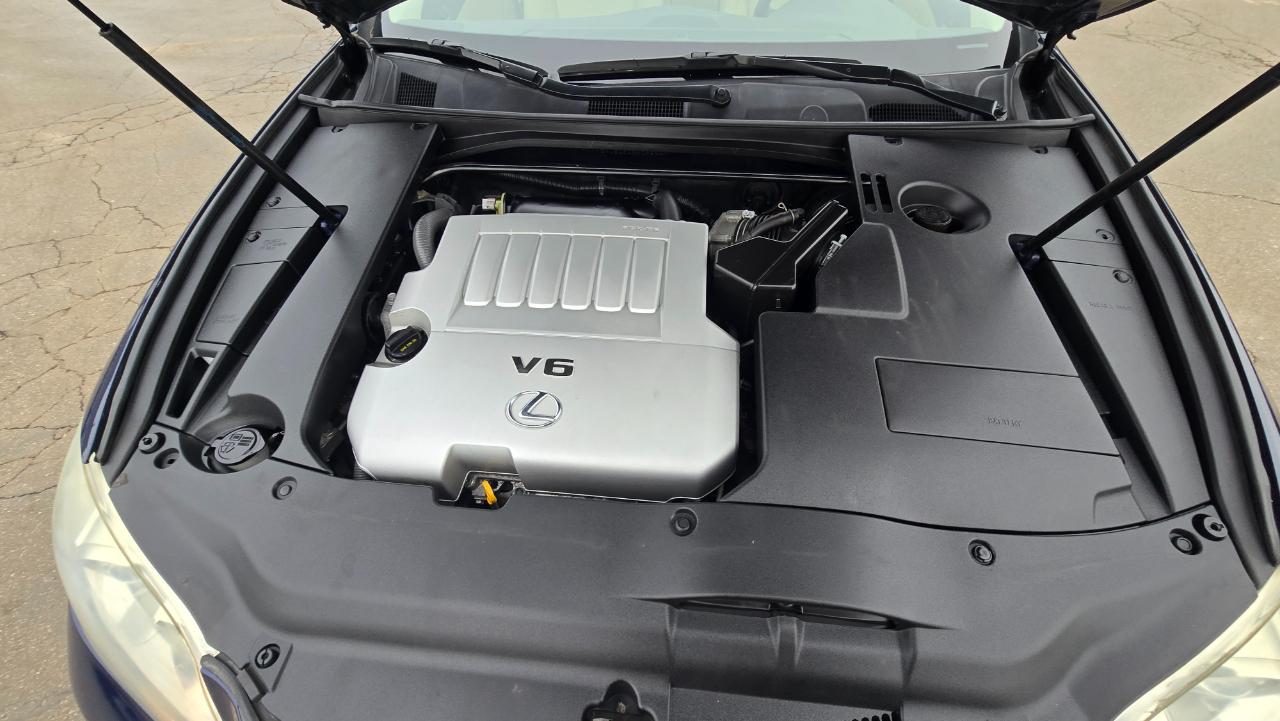 Lexus ES 350 Sedan 2012