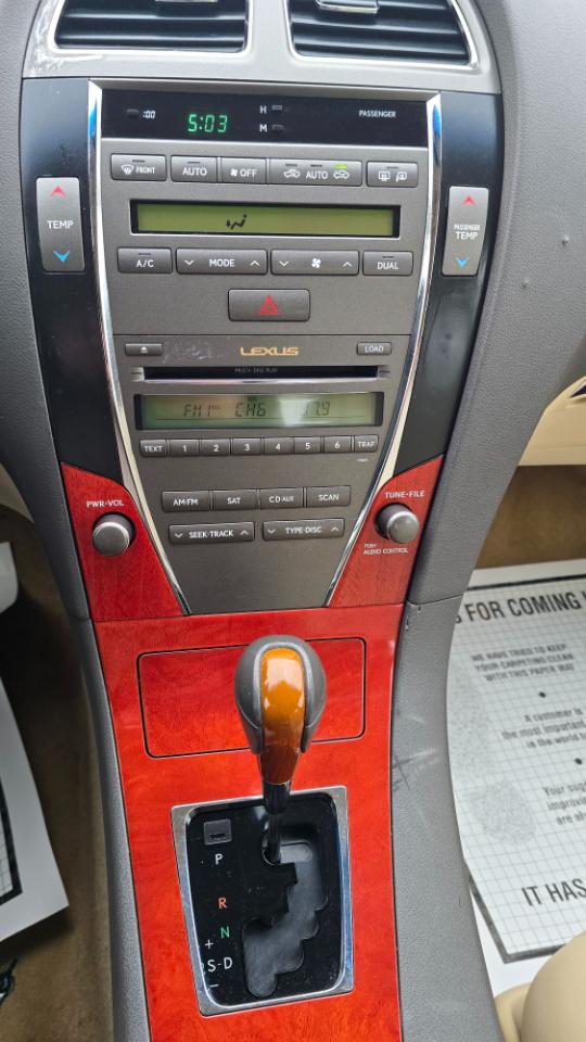 Lexus ES 350 Sedan 2012