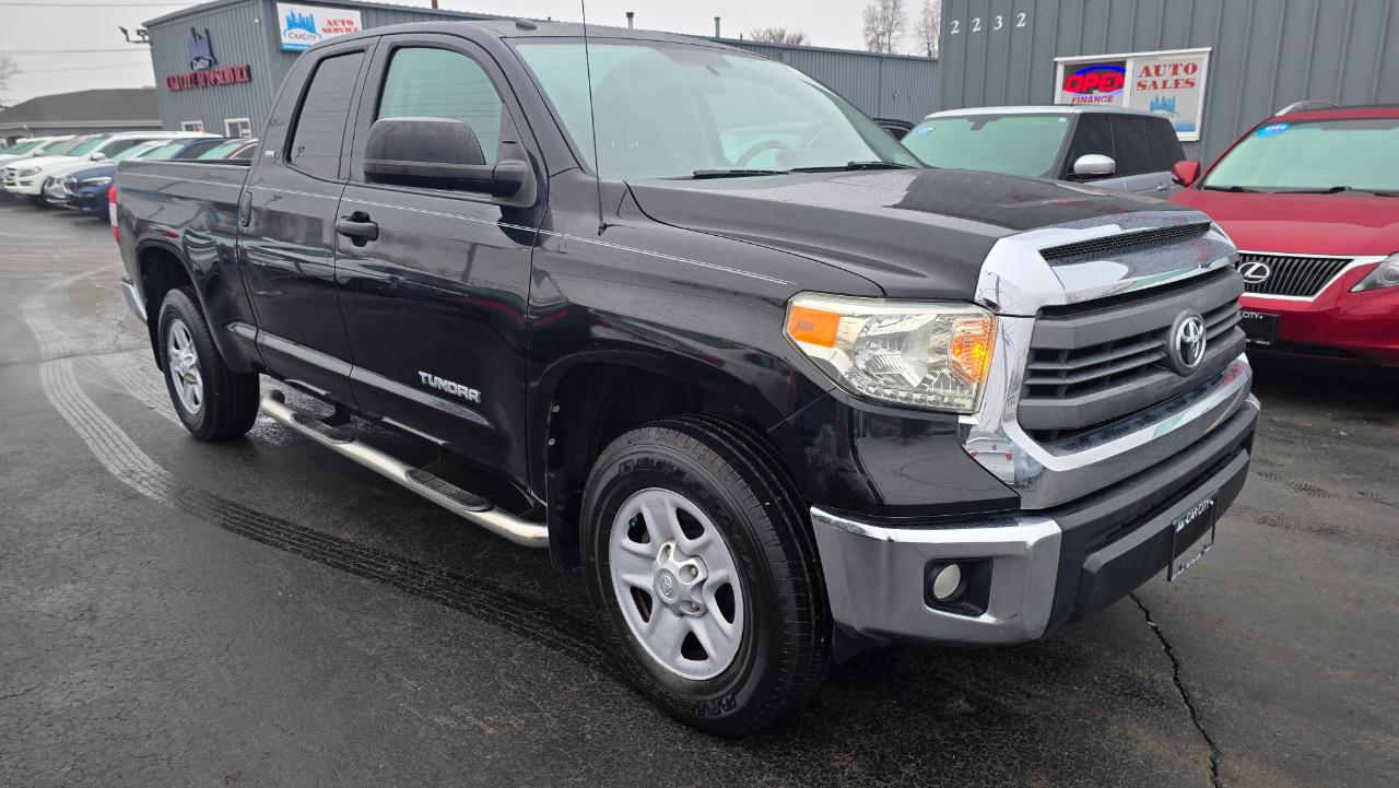 Toyota Tundra SR5 4.6L V8 Double Cab 4WD 2014