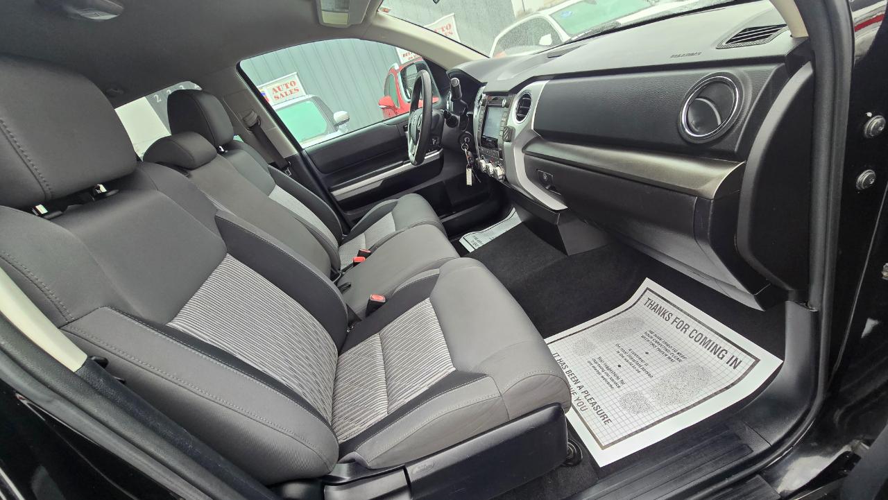 Toyota Tundra SR5 4.6L V8 Double Cab 4WD 2014