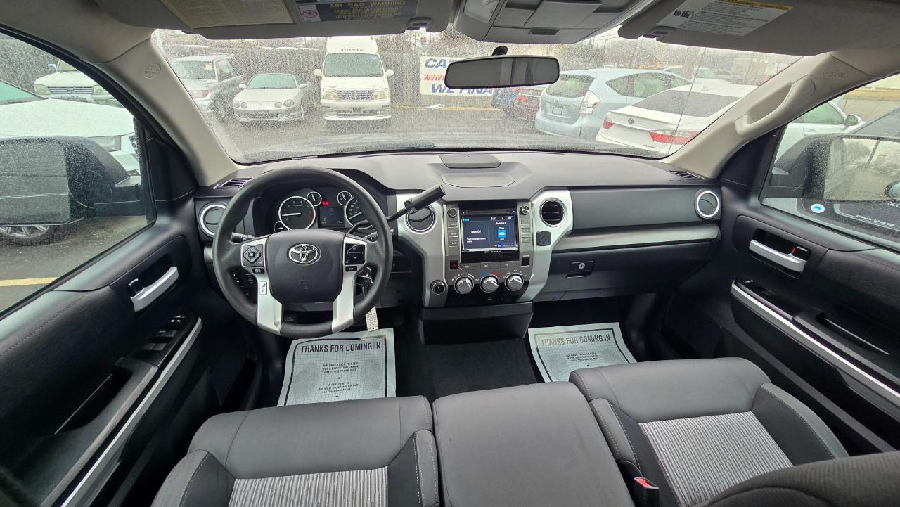 Toyota Tundra SR5 4.6L V8 Double Cab 4WD 2014