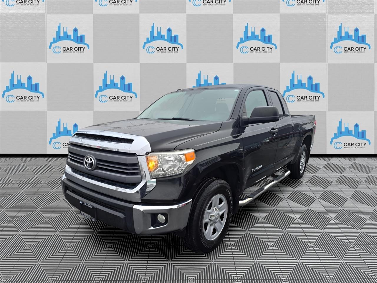 Toyota Tundra SR5 4.6L V8 Double Cab 4WD 2014