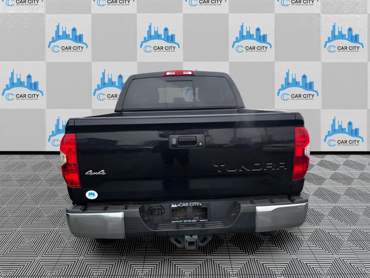 Toyota Tundra SR5 4.6L V8 Double Cab 4WD 2014