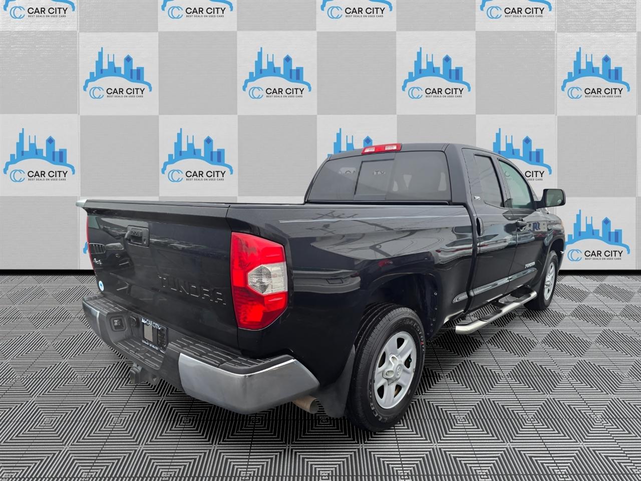 Toyota Tundra SR5 4.6L V8 Double Cab 4WD 2014