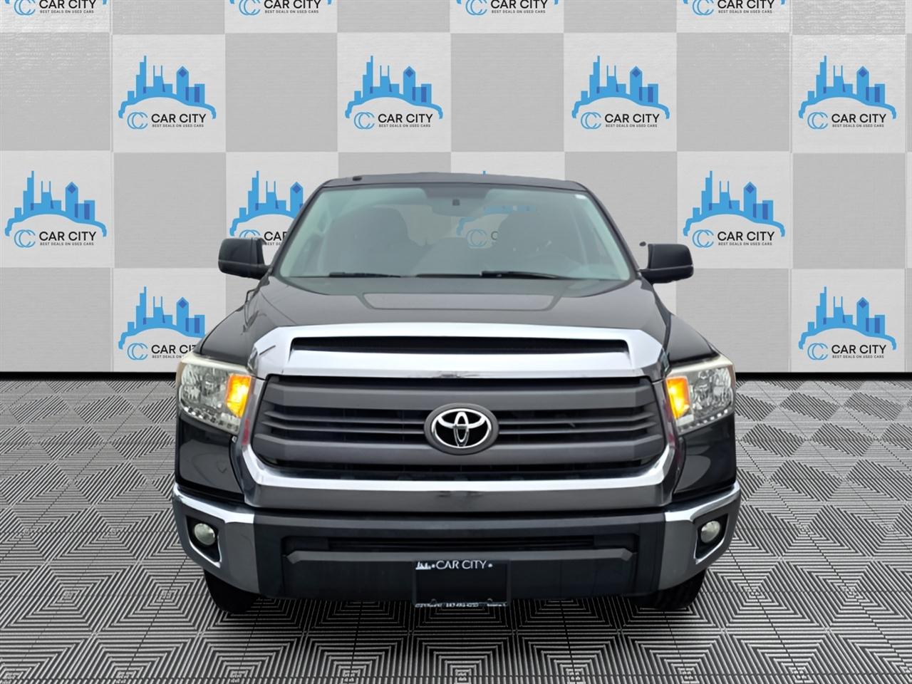 Toyota Tundra SR5 4.6L V8 Double Cab 4WD 2014