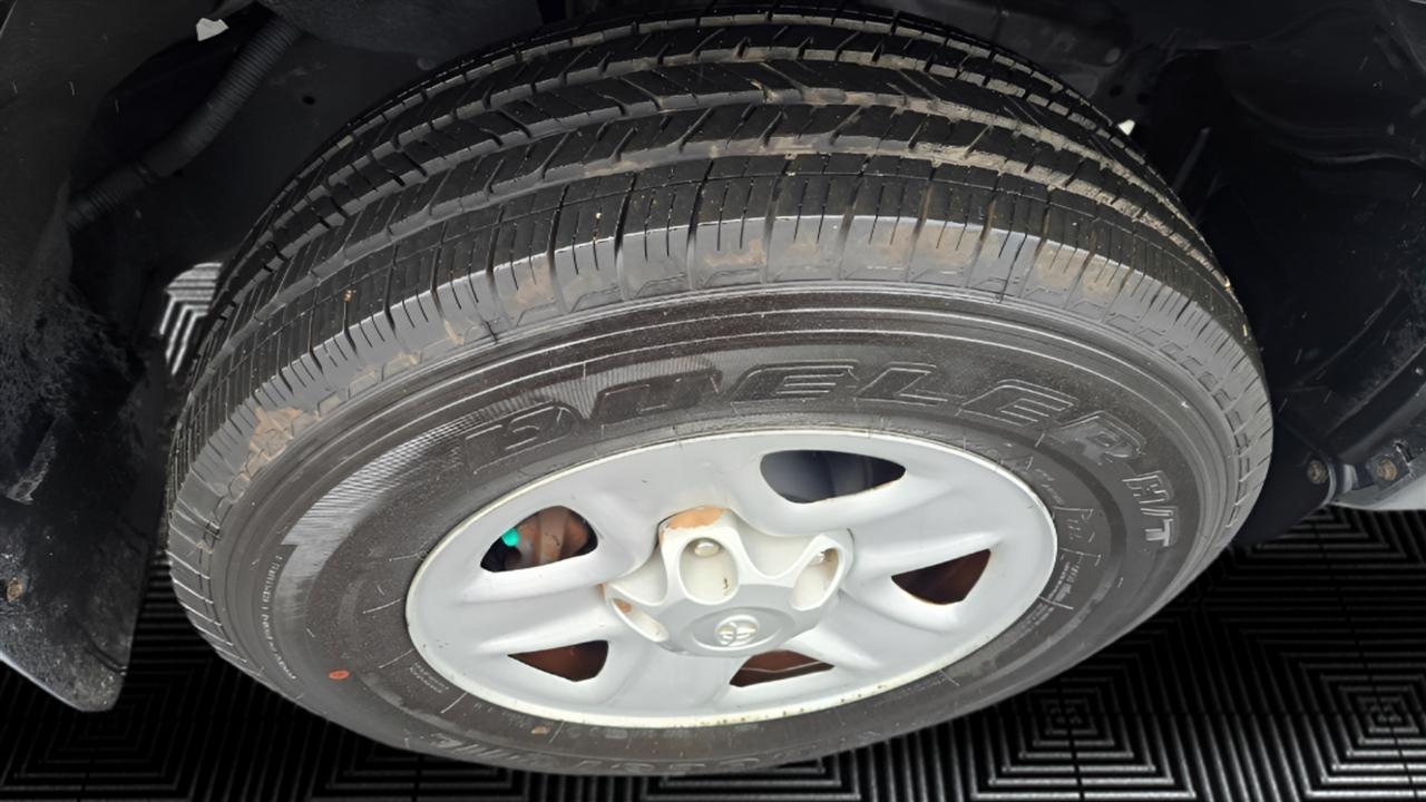 Toyota Tundra SR5 4.6L V8 Double Cab 4WD 2014