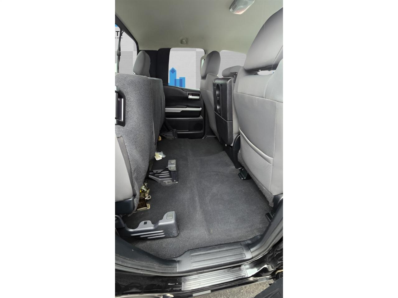 Toyota Tundra SR5 4.6L V8 Double Cab 4WD 2014