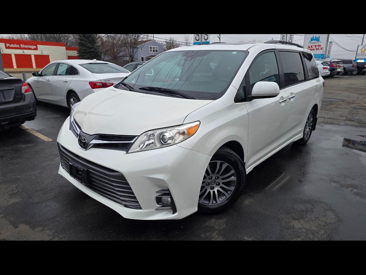 Toyota Sienna Limited Premium 7-Passenger 2018