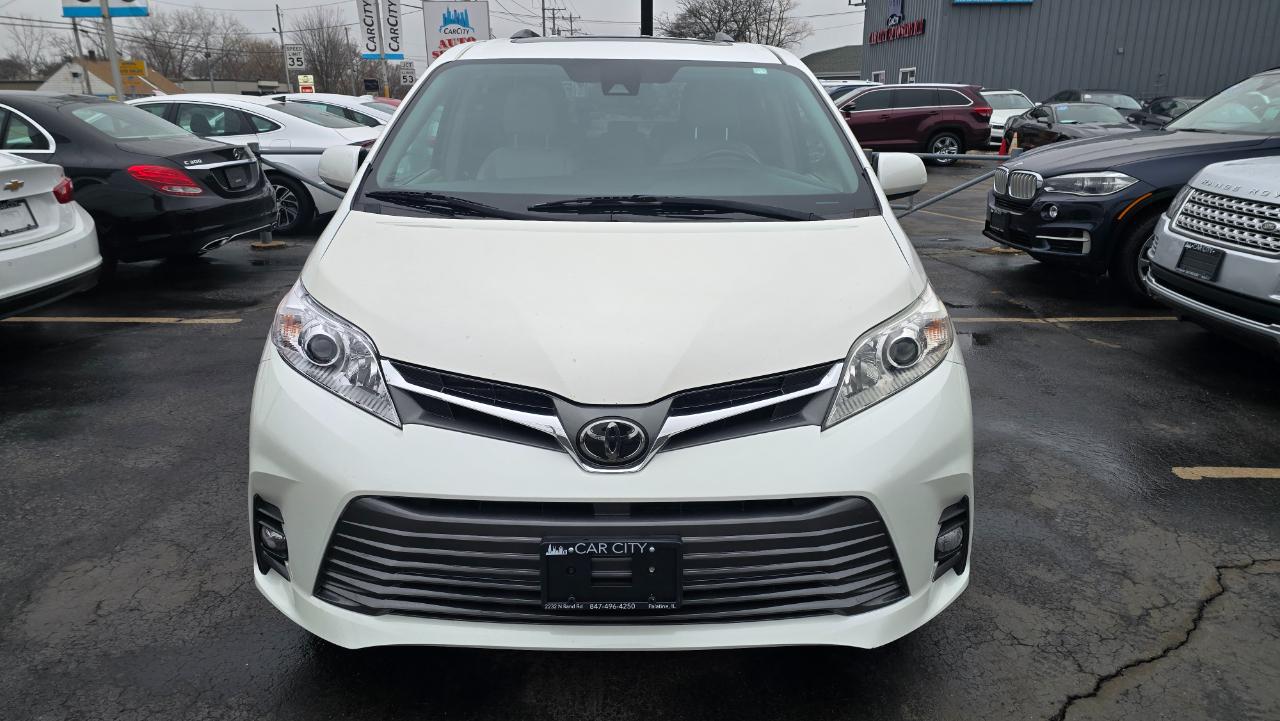 Toyota Sienna Limited Premium 7-Passenger 2018