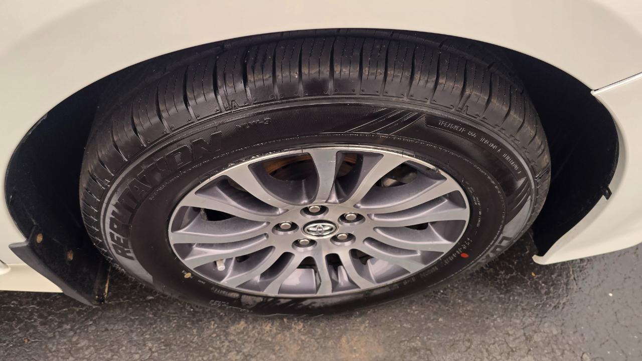 Toyota Sienna Limited Premium 7-Passenger 2018